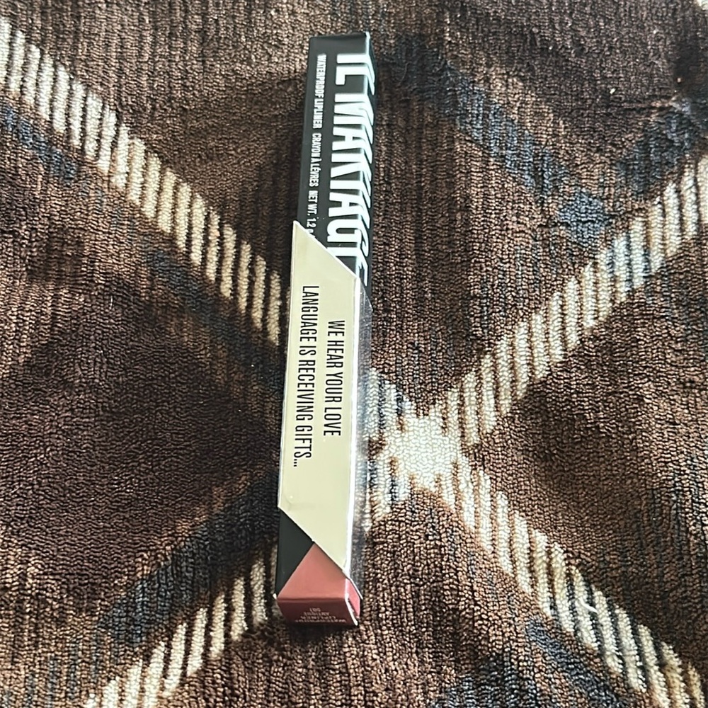 IL Makiage Waterproof Lipliner- Antique 501, Net Wt. 1.2 g/ 0.04 oz.